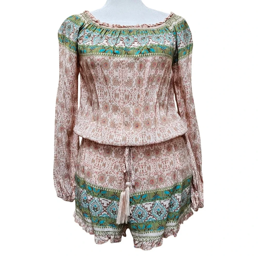 Cotton Candy LA Off‎ The Shoulder Long Sleeve Floral Shorts Romper Size Medium